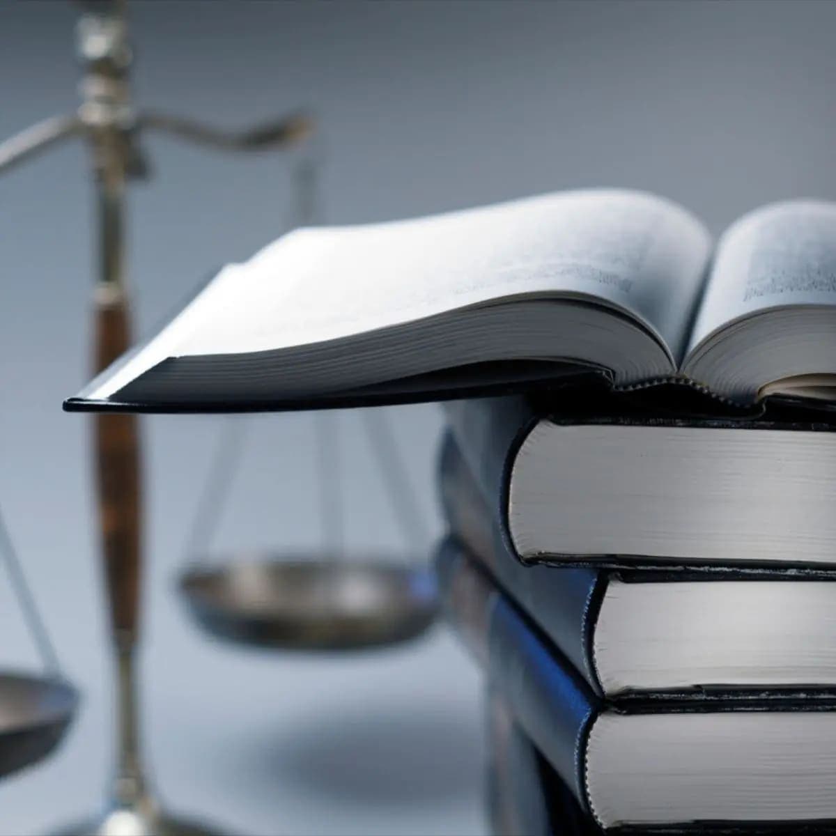 Finance Lawyers - Banking Lawyers